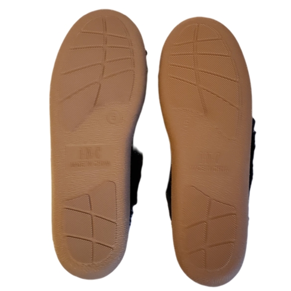 INC Sequin Fur Lined Black Shoe Size 5 - Picture 5 of 7